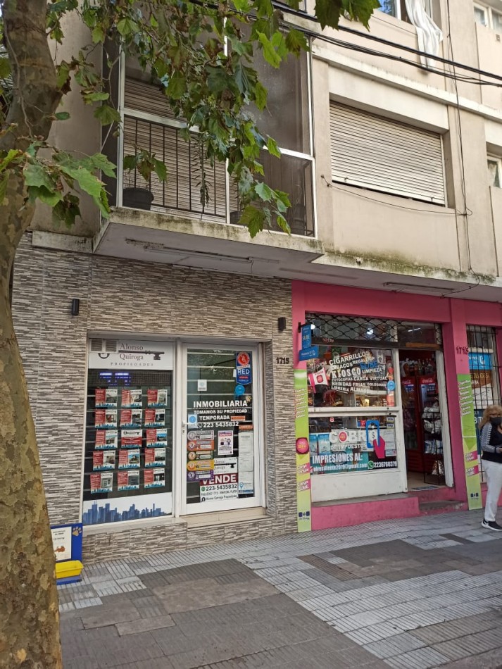 Oportunidad ! Local Comercial en excelente zona Permuta por depto menor valor.